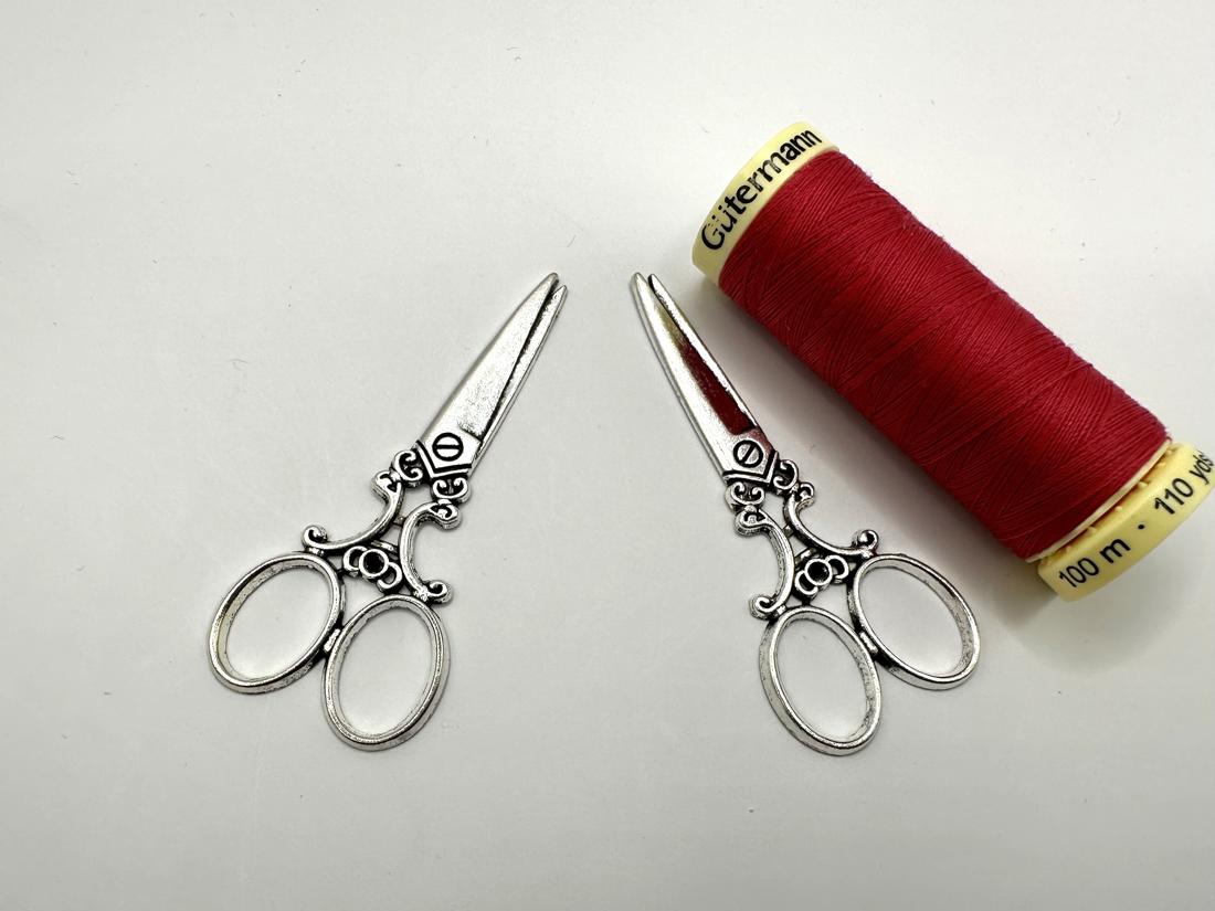 Antique Silver Metal Scissors for Crafts
