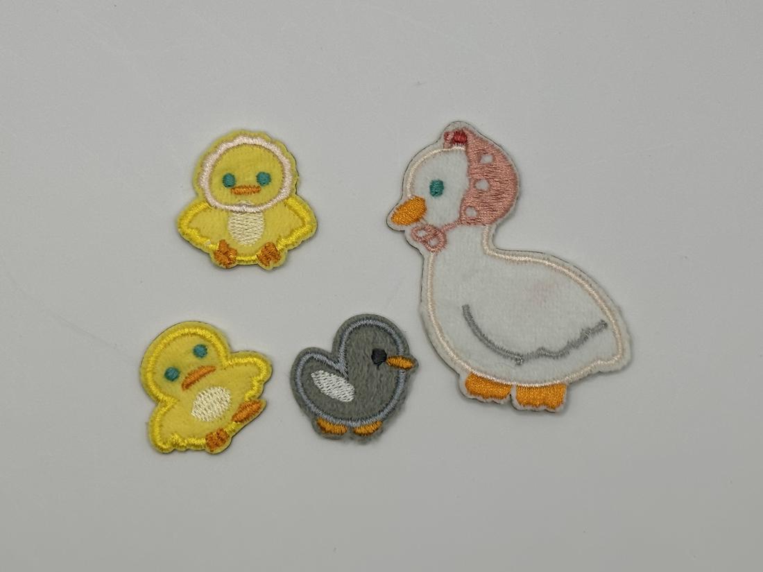 Mother Goose &amp; Chicks Iron On or Sew on Embroidered Fabric Motif