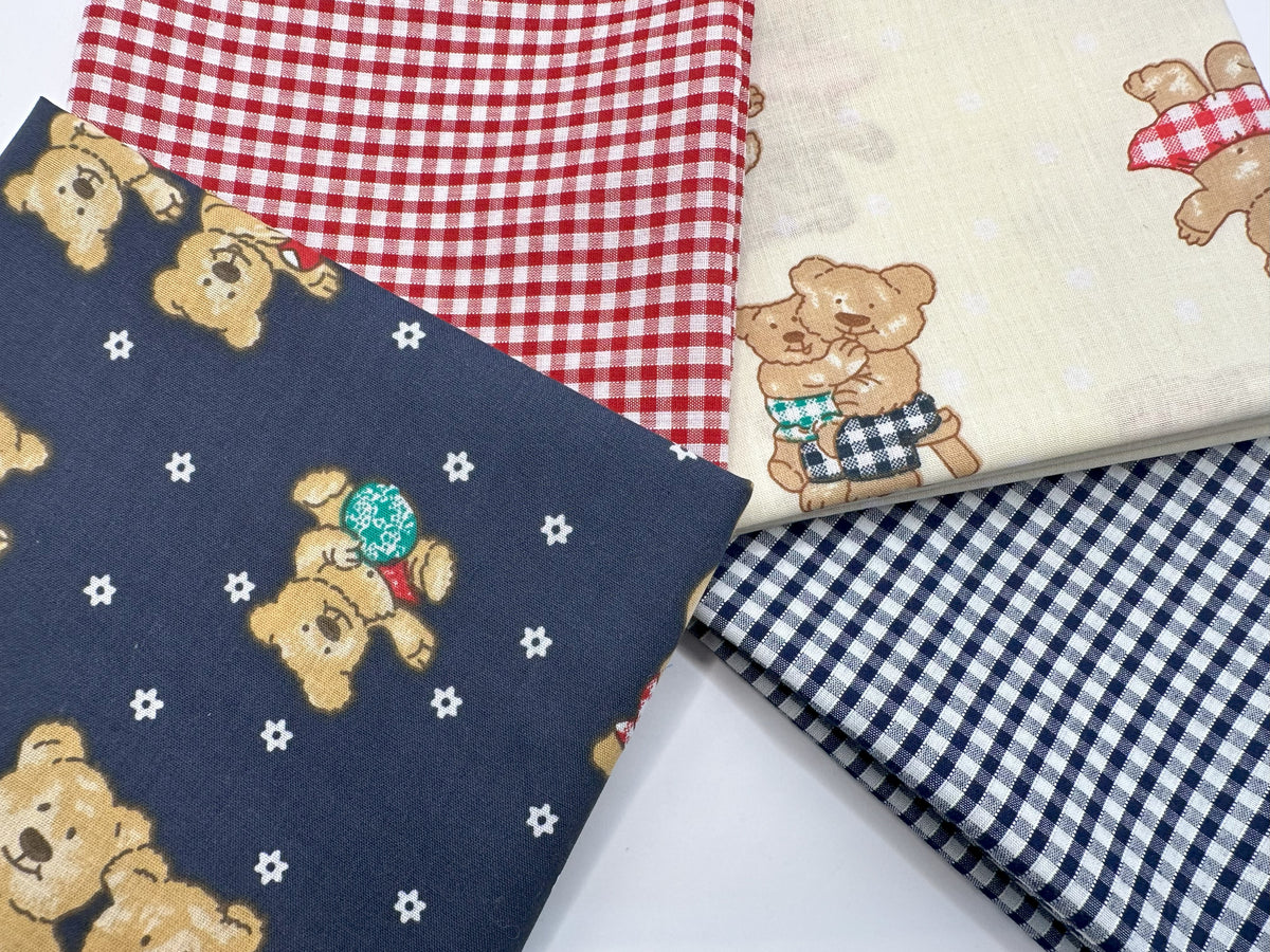 Cute Little Teddy Bears &amp; Gingham Mix Fat Quarter Bundle Poly Cotton