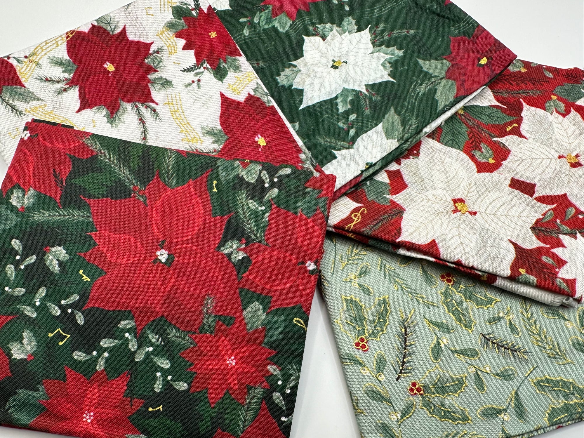 Christmas Jolly Poinsettias Fat Quarter Bundle 100% Cotton