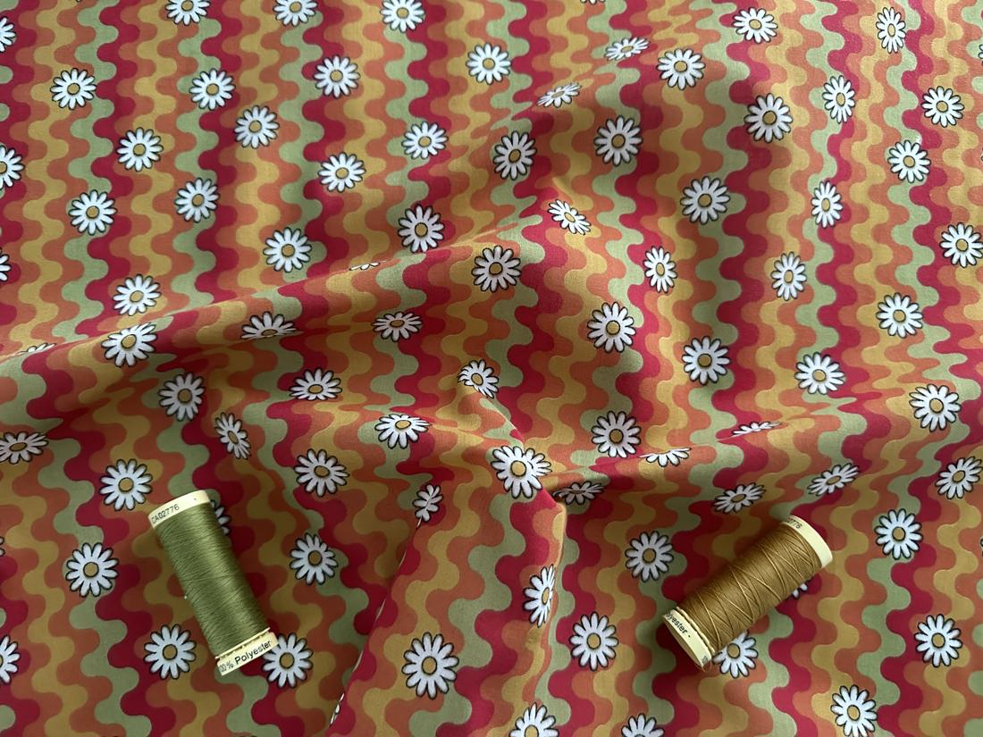 Sunset Daisies on a Wiggly Background Sage & Gold Poly Cotton