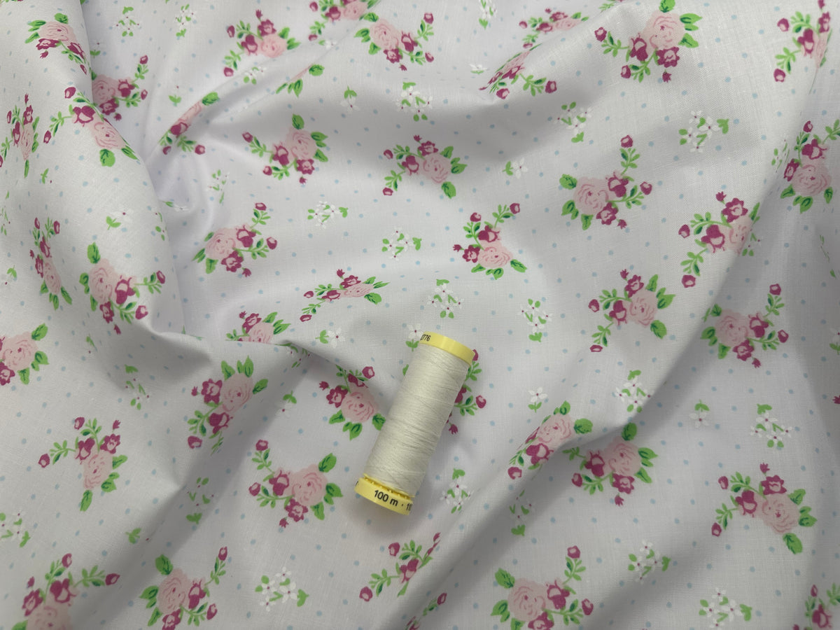 Pretty Little Vintage Roses &amp; Pin Spots on White Poly Cotton