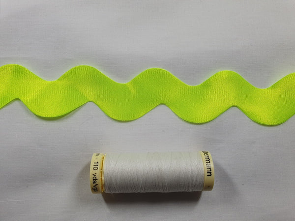 Berisford Satin Luxury Ric Rac Fluorescent Yellow 30mm Wide - The ...