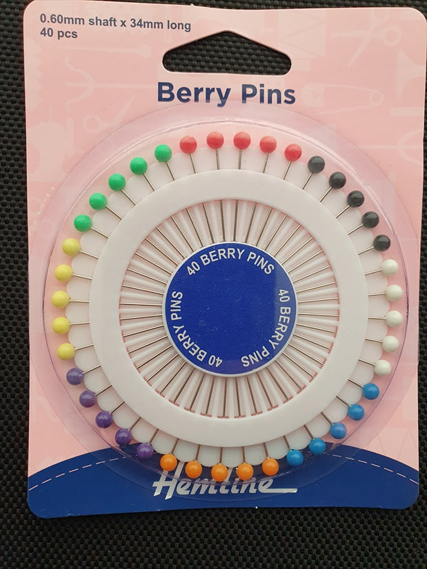 Hemline 40 Plastic Berry Pin Rosette