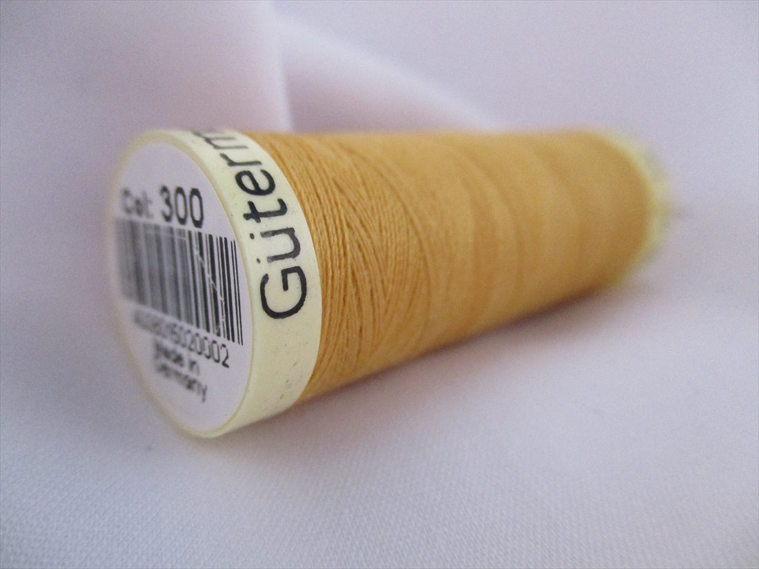 Gutermann 300 Gold Sew All Thread