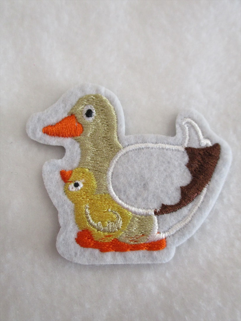 Duck &amp; Duckling Sew on or Stick on Embroidered Fabric Motif 6.5cm x 6cm