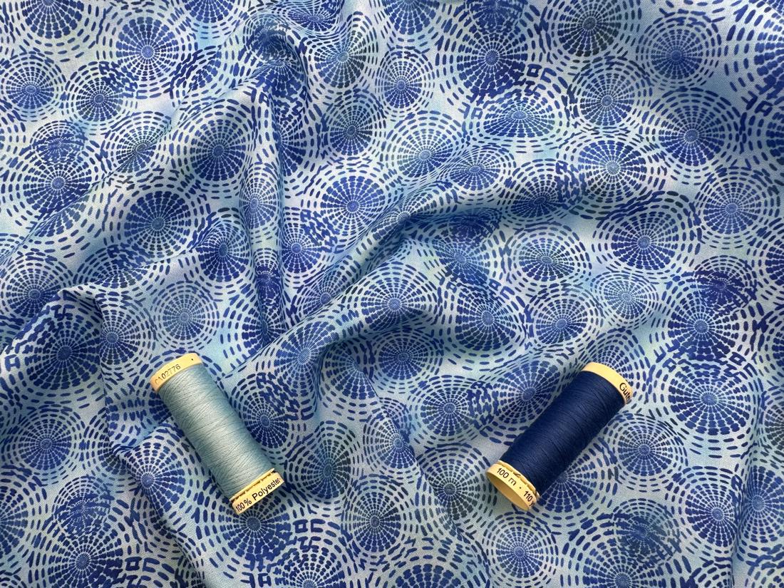 Dazzle by Jason Yenter for In The Beginning Fabrics Bloom Turquoise &amp; Royal Blue 100% Cotton