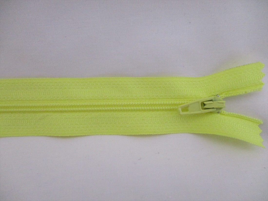 Zips Closed End in Assorted Colors & Sizes - The Little Fabric Shop